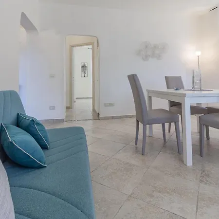 Apartment Appartamento Il Gelsomino - Solo Affitti Brevi *